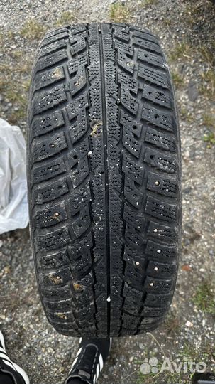 Kumho I'Zen RV Stud KC16 225/60 R18