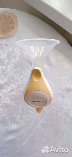 Молокоотсос medela ручной