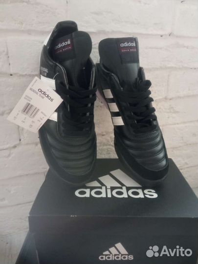 Футбольные бутсы adidas Mundial