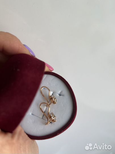 Золотые серьги