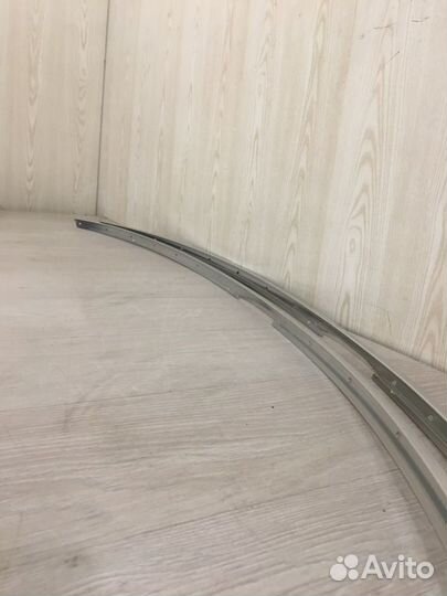 Молдинг крыши Mercedes Benz Cls350 W219 M272.964