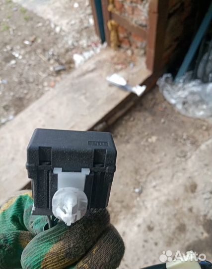 Реле обогрева сидений Мазда 6 gh