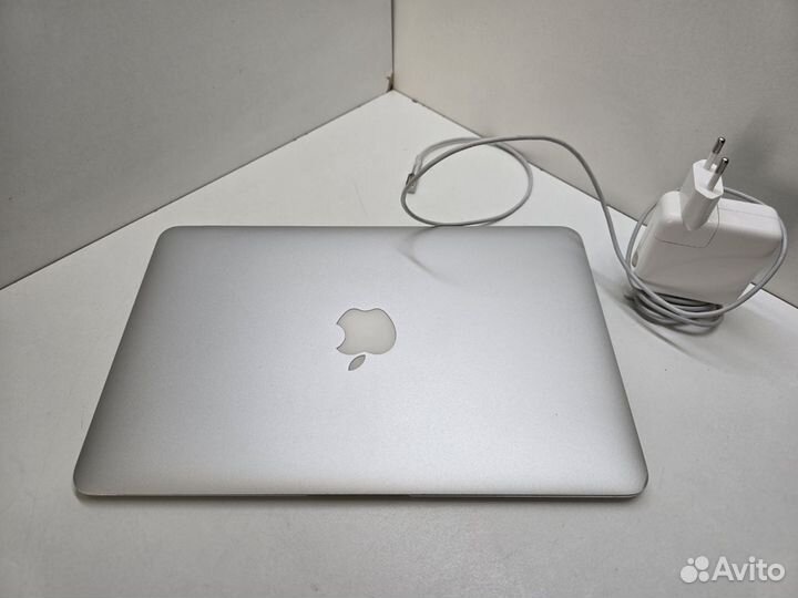 Ноутбук Apple Macbook Air A1370