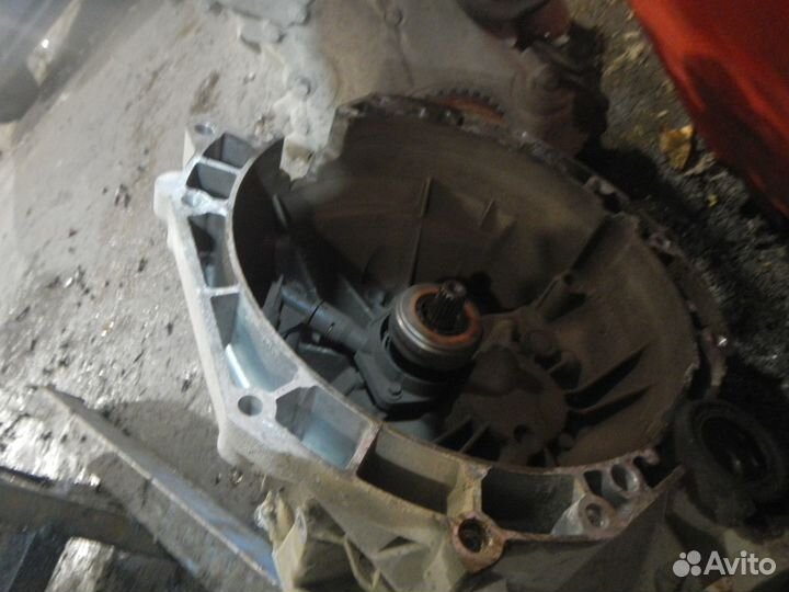 МКПП (механическая коробка переключения передач) Ford C-MAX