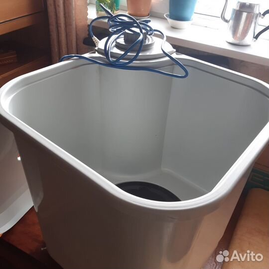 Стиральная машина с вертикальной загрузкой