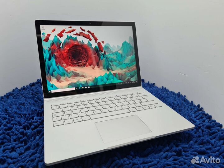 Ноутубук 2 в 1 Microsoft Surface Book 2 i5 8/256