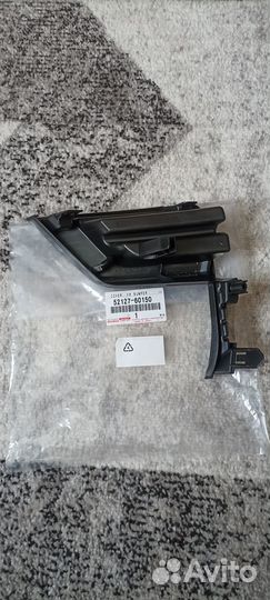 Заглушка в бампера R. LC Prado 150 52127-60150