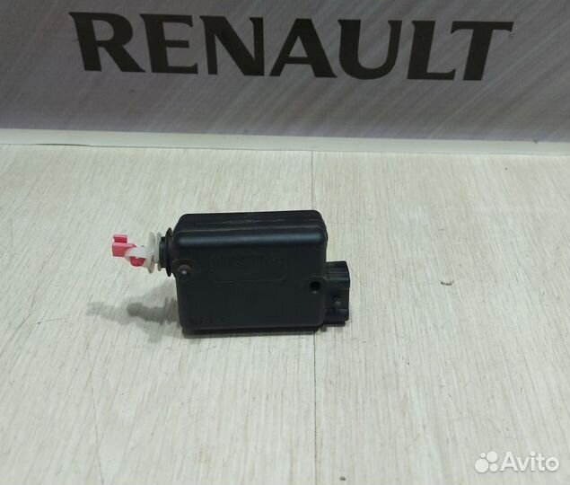 Активатор доводчик замка Renault sandero 2