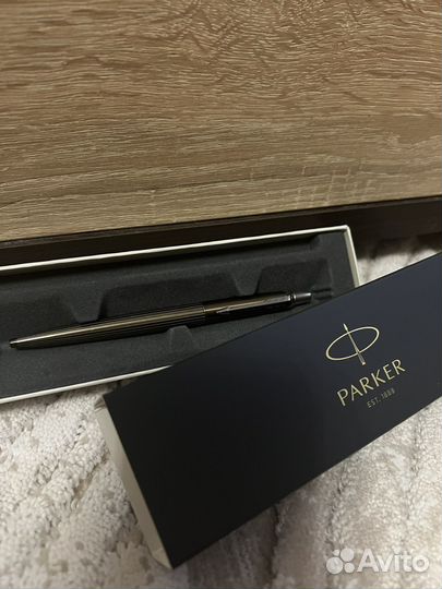 Шариковая ручка parker