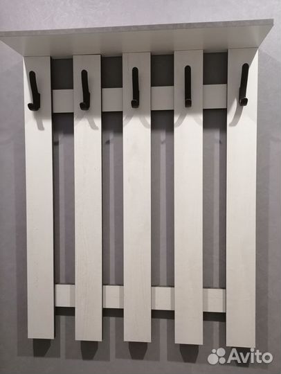 Вешалка настенная в прихожую.Разные цвета