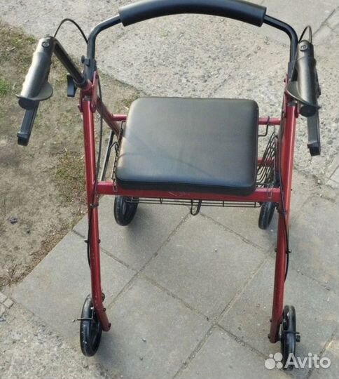 Ходунки с сиденьем для взрослых