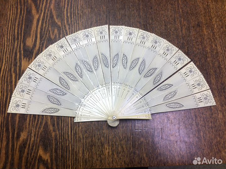 Веер старинный.Кость. Царская Россия.Оригинал