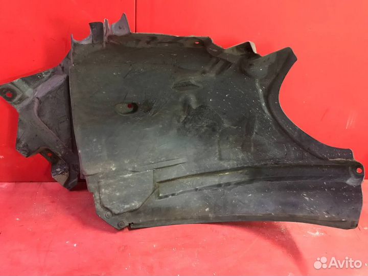 Подкрылок передний левый Mercedes-Benz W212 1.8