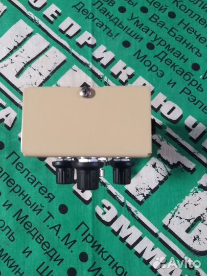 Гитарная педаль AMT HR 1