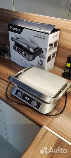 Электрогриль Pioneer GR1010e