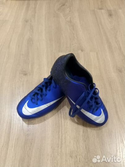 Футбольные бутсы nike 32-33р