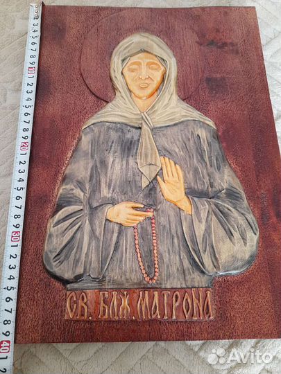 Резные иконы из дерева