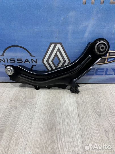 Рычаг подвески Renault megane 2 Лев