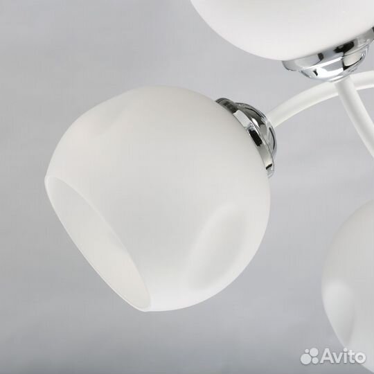 Элегантная потолочная люстра из колекции Вита De C