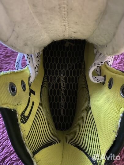 Коньки хоккейные