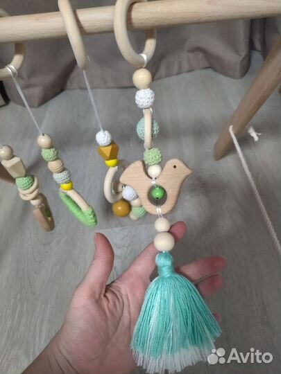 Стойка монтессори с подвесами