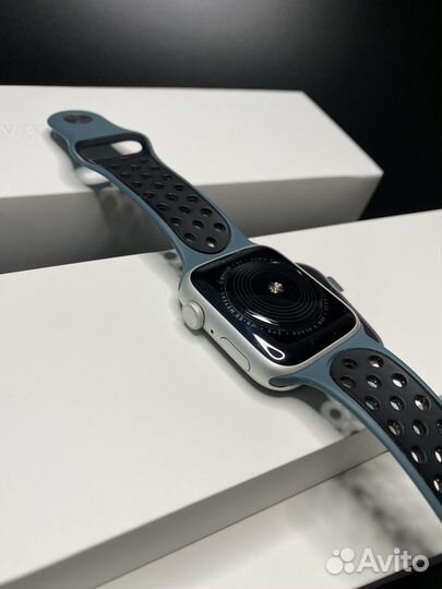 Часы Apple Watch SE 44 mm