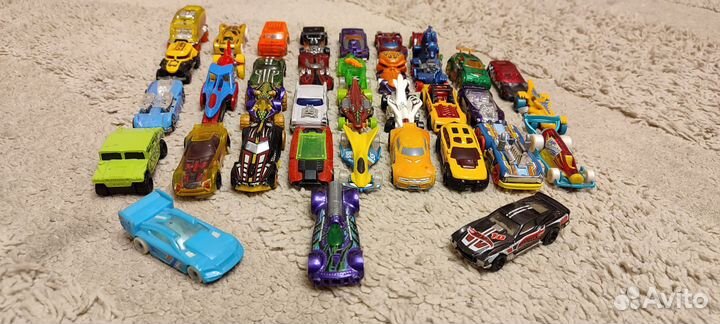 Машинки hot wheels