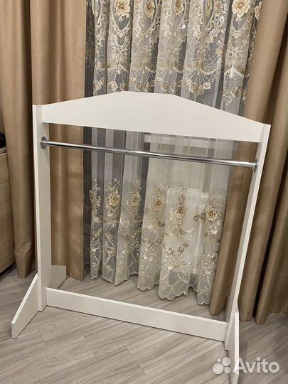 Вешалка для детской (взрослой) одежды