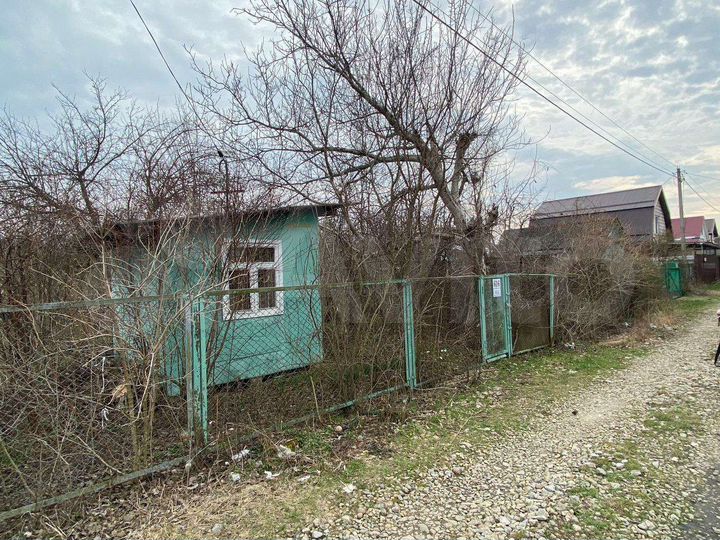 Участок 4 сот. (СНТ, ДНП)
