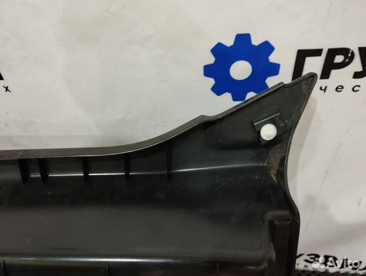 Подножка кабины левая Volvo FM4 82644146