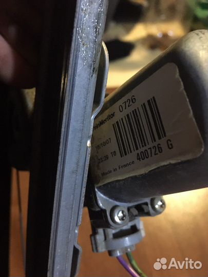 Электростеклоподьемник на renault logan1