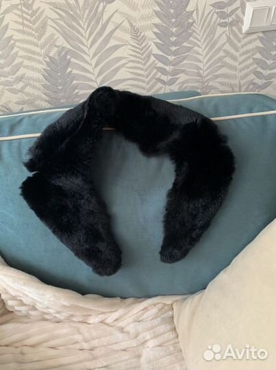 Воротник новый из шиншиллы черного цвета