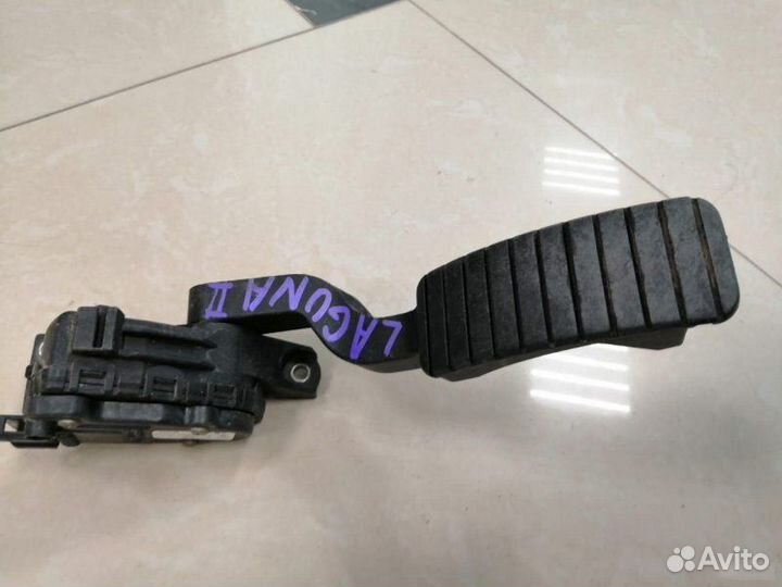 Педаль газа Renault Laguna 2 K4M 2003