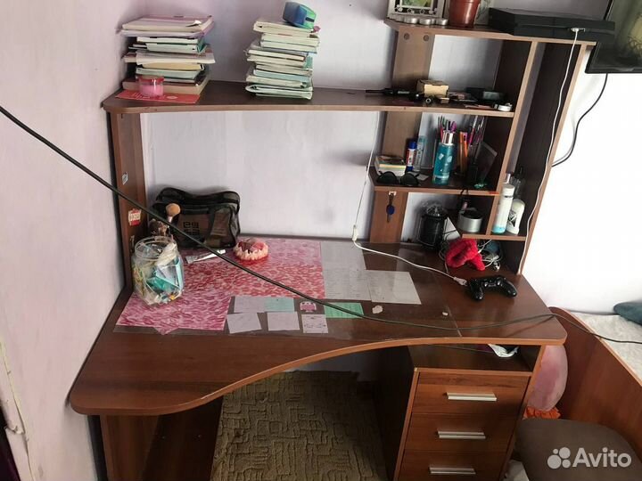 Школьный уголок б/у