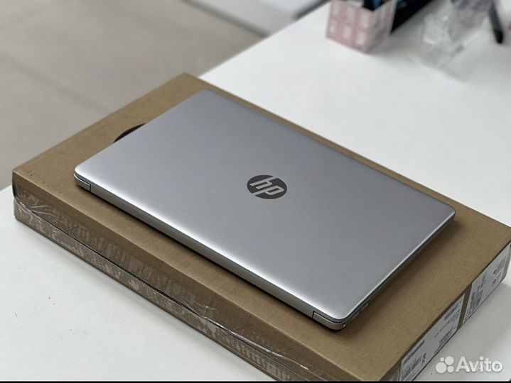 Мощный ноут 8 ядер Ryzen 7 16G озу