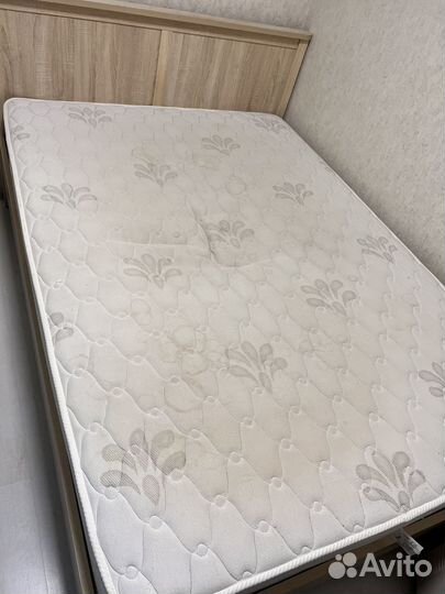Матрас 140х200 бу