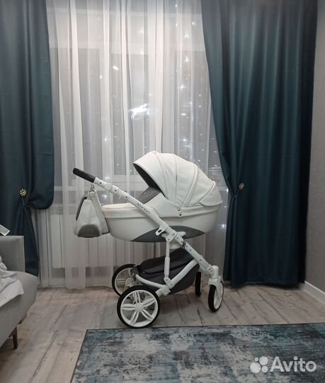Коляска детская Эко кожа