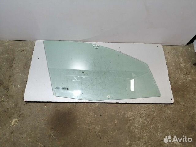 Стекло переднее правое Форд Фиеста пятидверка