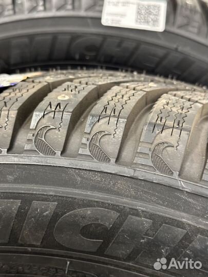 Michelin X-Ice North 235/55 R19