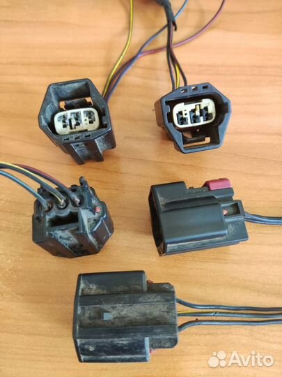 Фишка 3-х контактная Ford