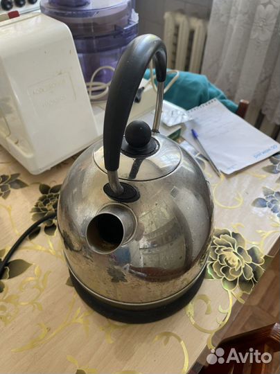 Чайник электрический бу