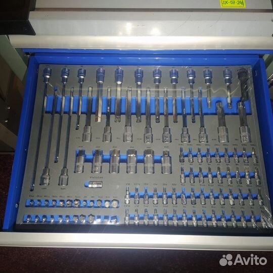 Тележка с набором инструментов 256 пр. 7 ящиков