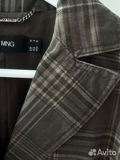 Брючный костюм mango