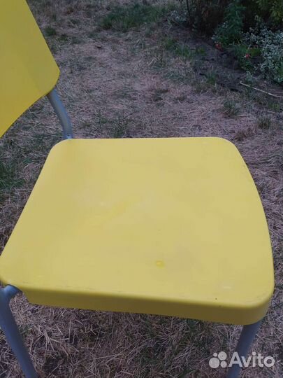 Стул пластиковый IKEA