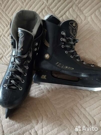 Коньки хоккейные