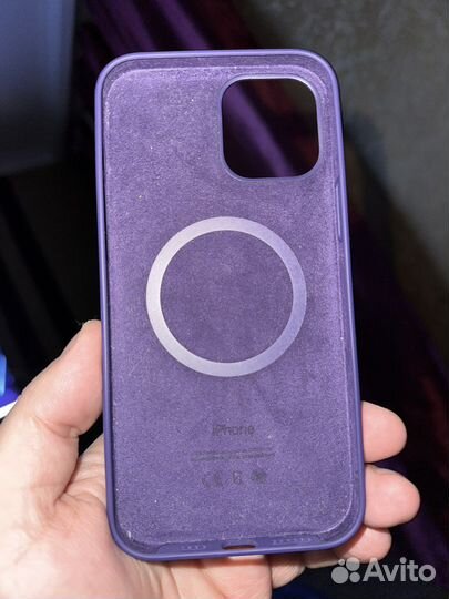 12 pro max silicone case оригинал филлетовый