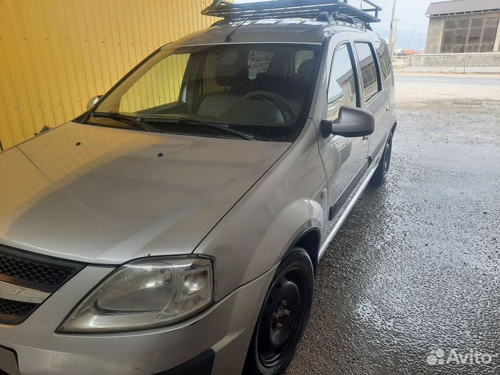 LADA Largus 1.6 МТ, 2014, битый, 280 000 км