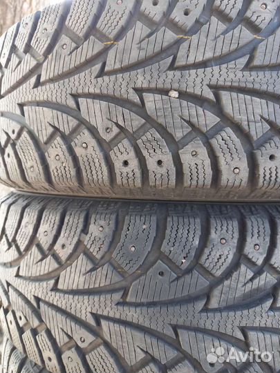 Hankook Winter I'Pike W409 215/60 R17