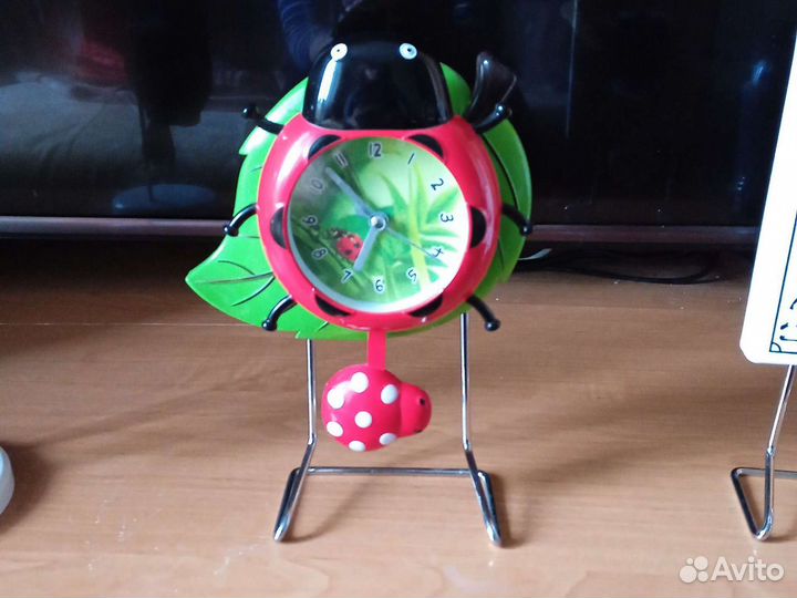 Часы для детской комнаты