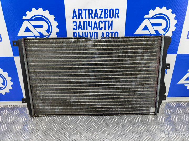 Радиатор основной Skoda Yeti 5L 1.4 caxa 122 Л.С